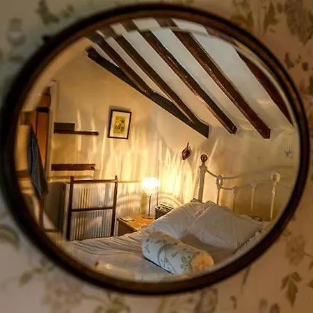 Clara's West Lutton